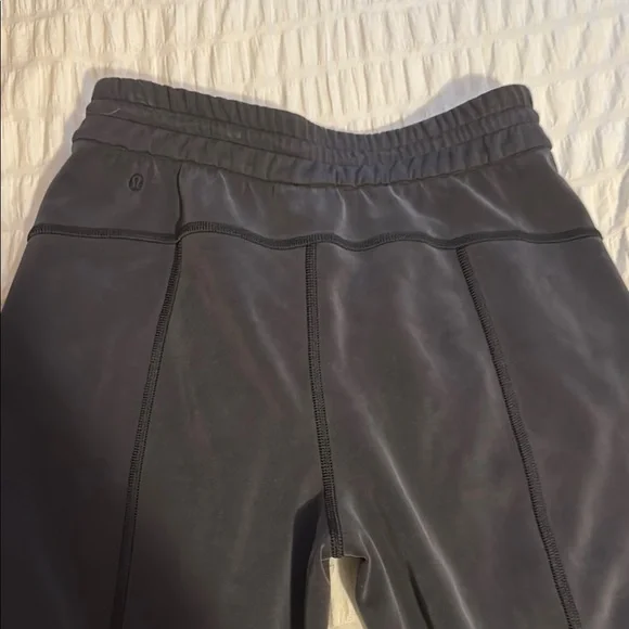 lululemon athletica women’s Softstreme High-Rise Pant - Picture 7 of 9